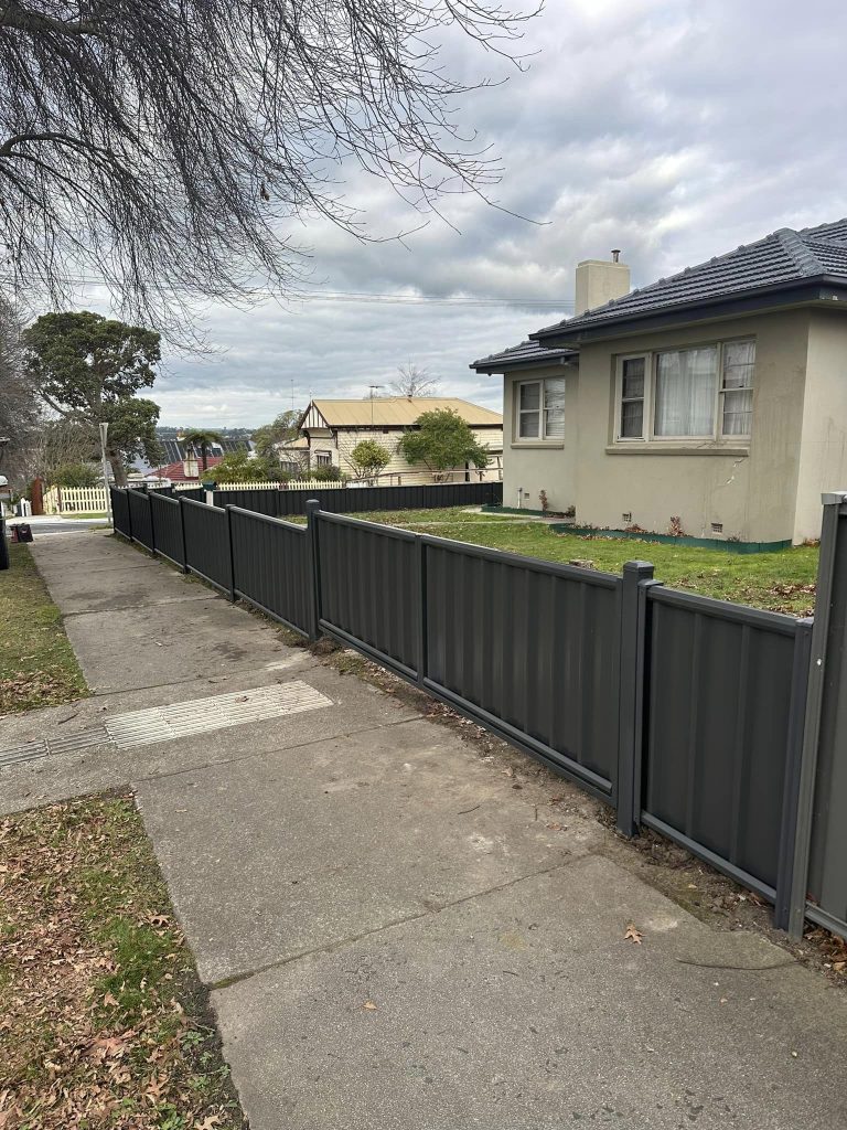 traralgon colourbond fencing